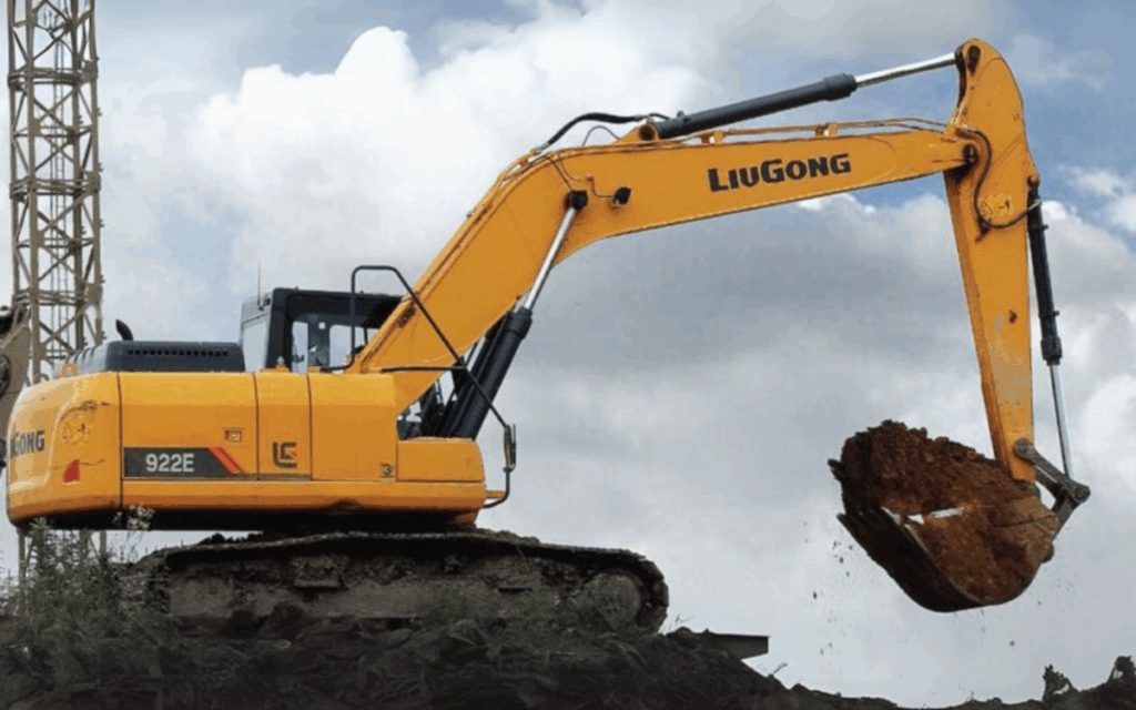 LiuGong 922E crawler excavator in action on construction site